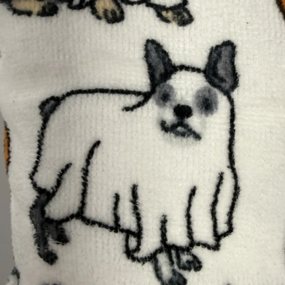 NWT Casaba Halloween Ghost Dogs Hand Towel 2pc Dog Dachshund Retriever Towels